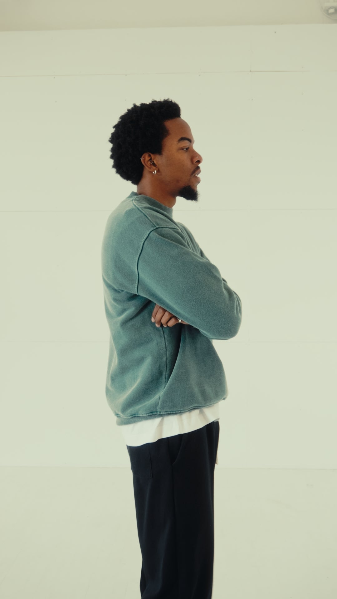 NEXUS TONAL SWEATSHIRT - WASHED GREEN