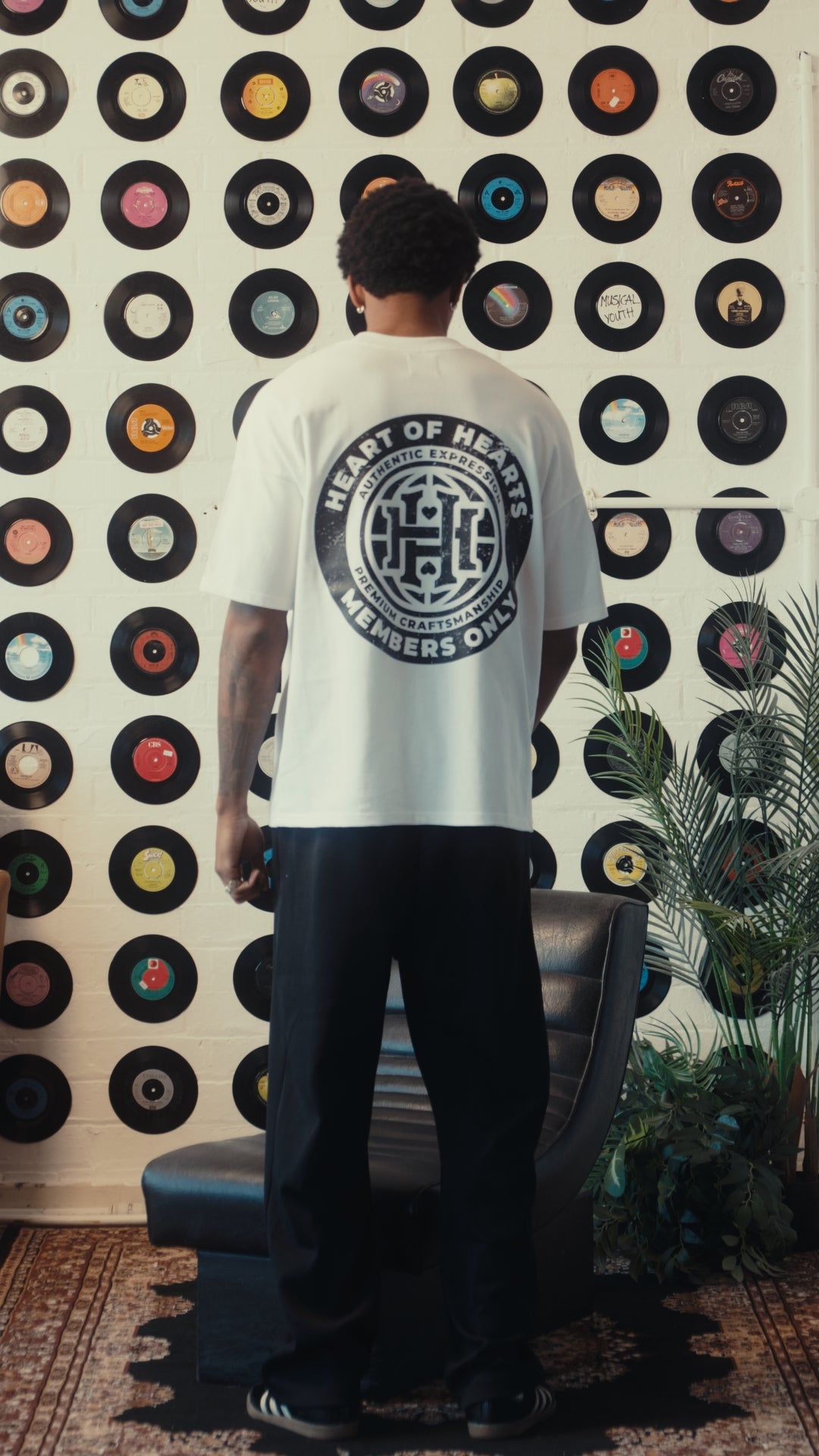 MEMBERS T-SHIRT - WHITE