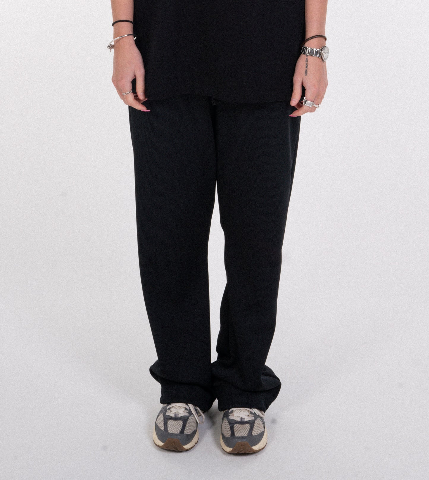 STAPLE BLACK/BLACK RIBBED TROUSERS