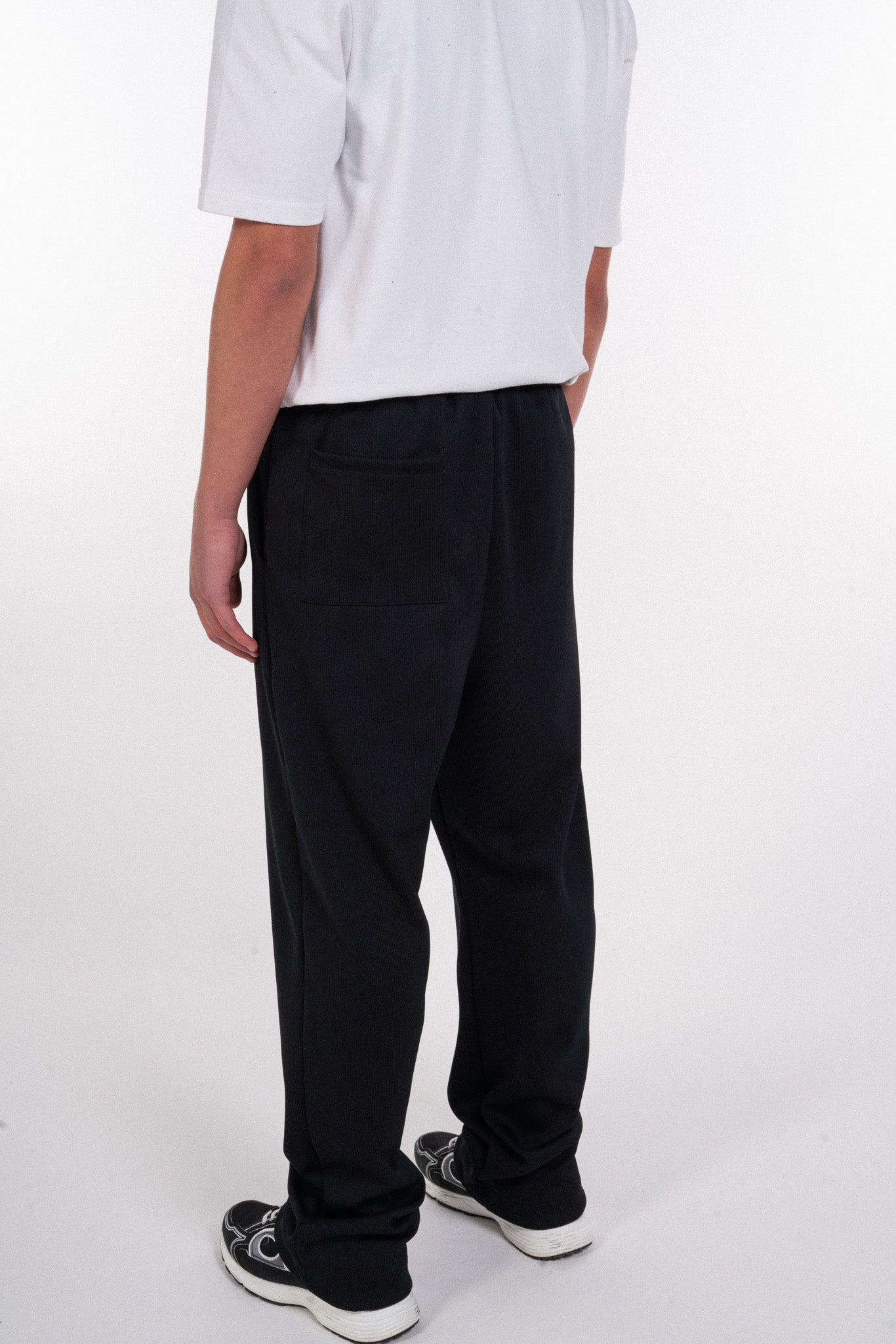 STAPLE BLACK/WHITE RIBBED TROUSERS